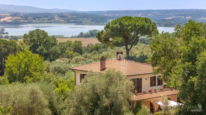 Image No.1-Maison de campagne de 3 chambres à vendre à Castiglione del Lago