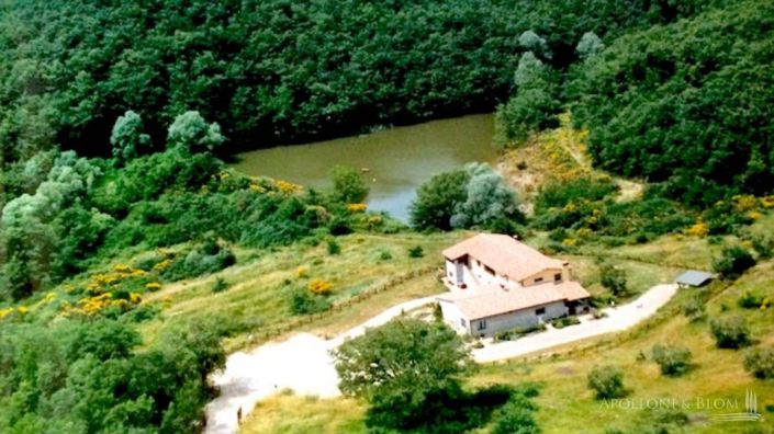 Image No.24-5 Bed Apartment for sale