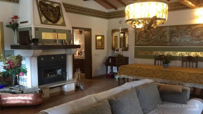 Image No.6-5 Bed Apartment for sale