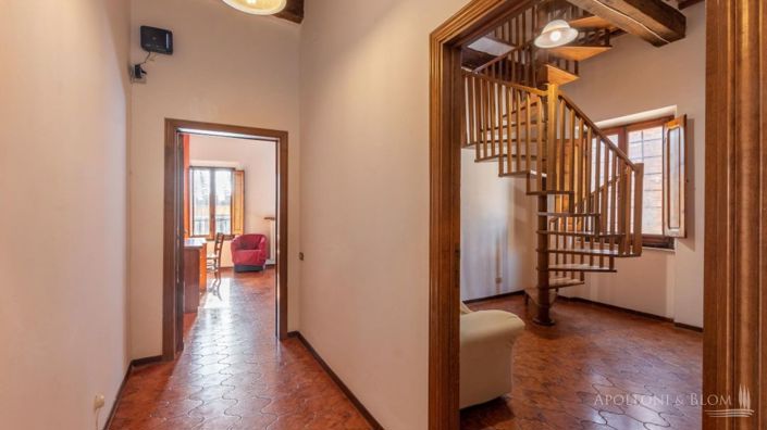 Image No.11-5 Bed Apartment for sale