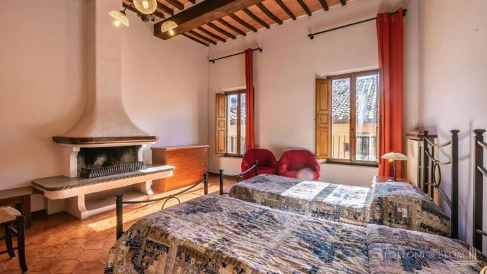 Image No.4-5 Bed Apartment for sale