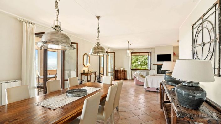 Image No.11-Villa de 4 chambres à vendre à Pérouse