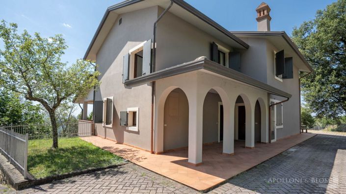 Image No.2-Villa de 4 chambres à vendre à Pérouse