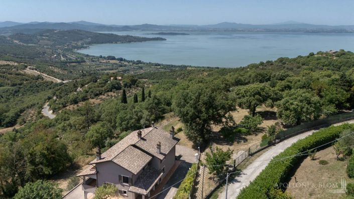 Image No.6-Villa de 4 chambres à vendre à Pérouse