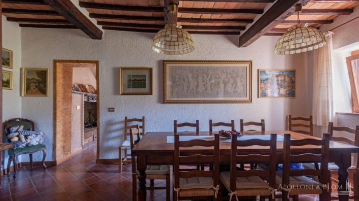 Image No.18-5 Bed Apartment for sale