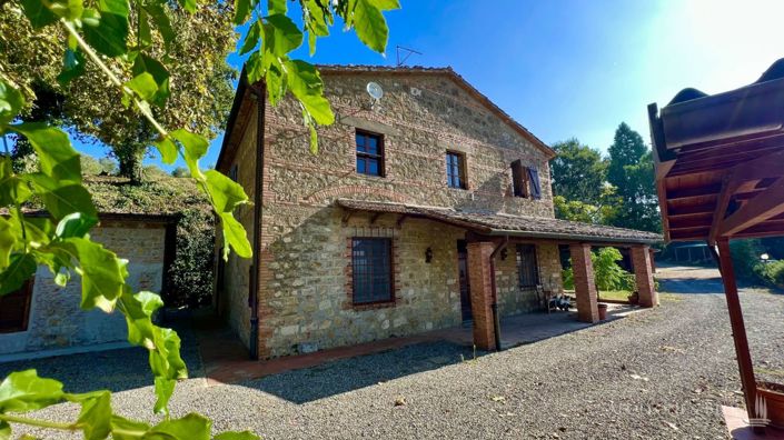 Image No.1-Vignoble de 5 chambres à vendre à Cetona