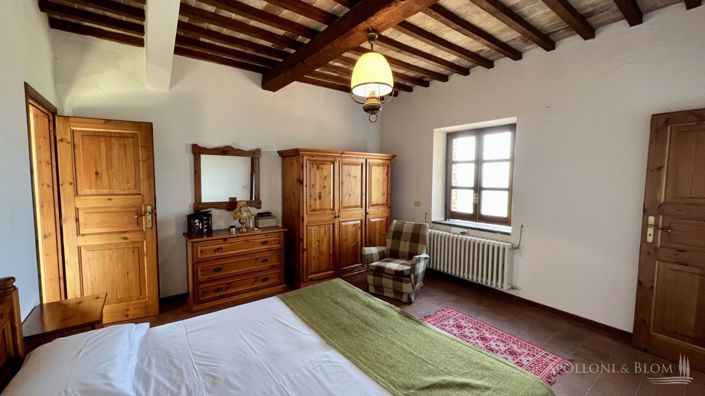 Image No.13-5 Bed Vineyard for sale