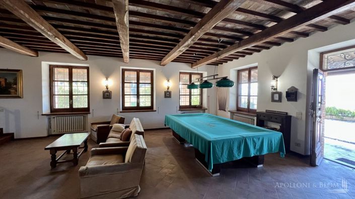 Image No.5-5 Bed Vineyard for sale