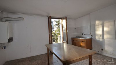 g202311271547003776