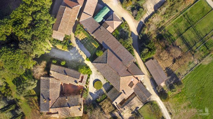 Image No.9-11 Bed Vineyard for sale