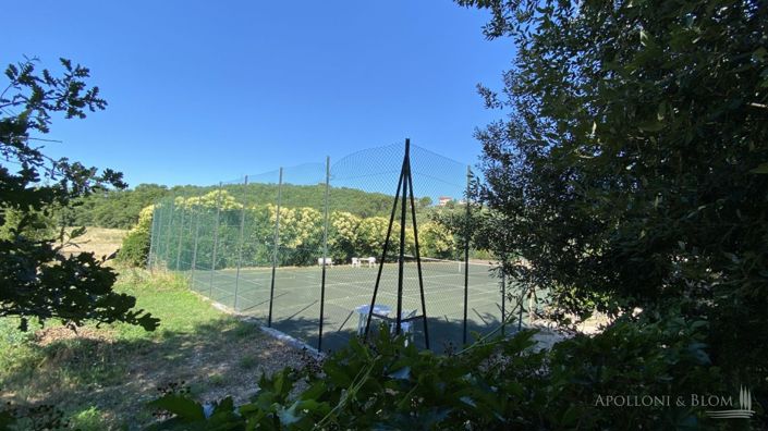 Image No.8-20 Bed Apartment for sale