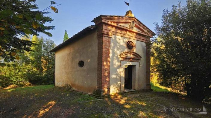 Image No.2-28 Bed Villa for sale