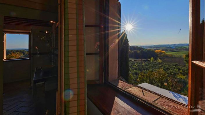 Image No.26-28 Bed Villa for sale