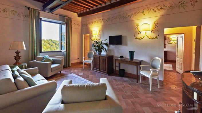 Image No.27-28 Bed Villa for sale