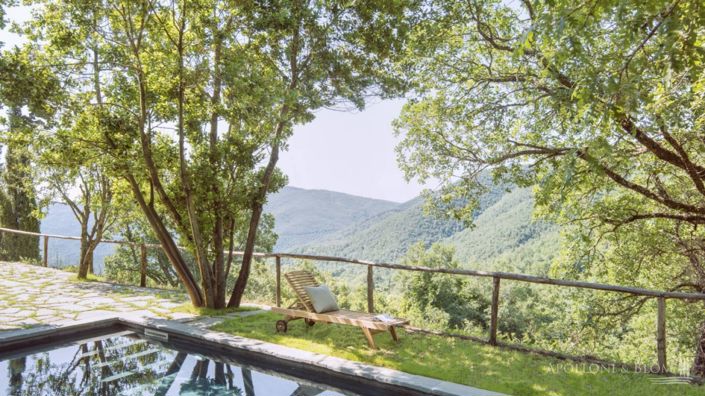 Image No.26-6 Bed Apartment for sale