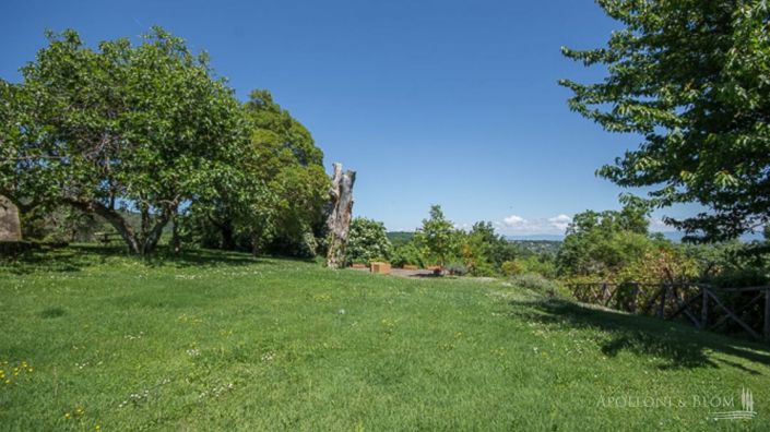 Image No.23-6 Bed Apartment for sale