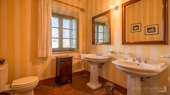 Image No.28-6 Bed Apartment for sale