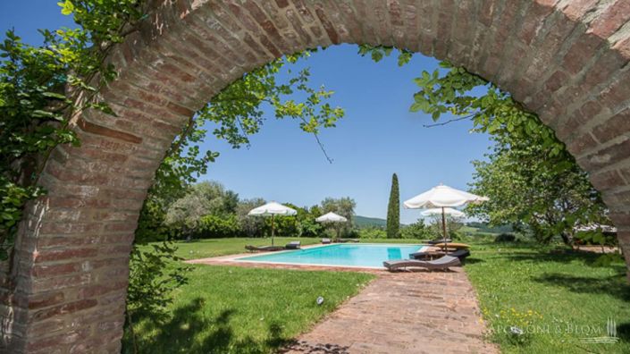 Image No.4-6 Bed Apartment for sale