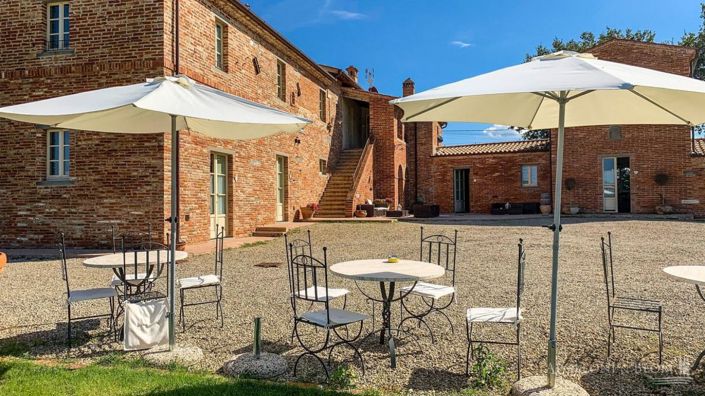 Image No.11-Appartement de 12 chambres à vendre à Foiano della Chiana