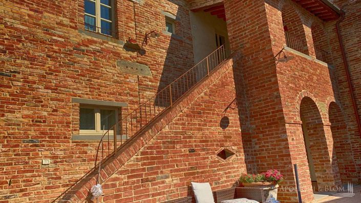 Image No.3-Appartement de 12 chambres à vendre à Foiano della Chiana