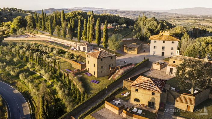 Image No.10-20 Bed Apartment for sale