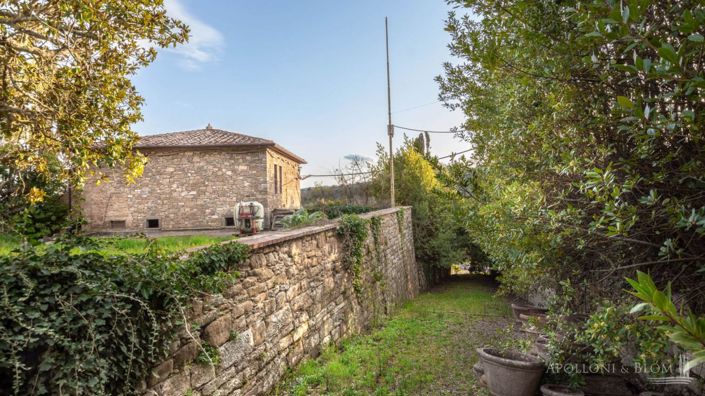 Image No.27-20 Bed Apartment for sale