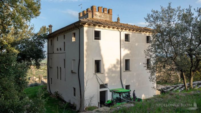 Image No.4-20 Bed Apartment for sale