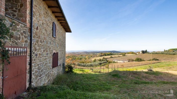 Image No.16-6 Bed Apartment for sale