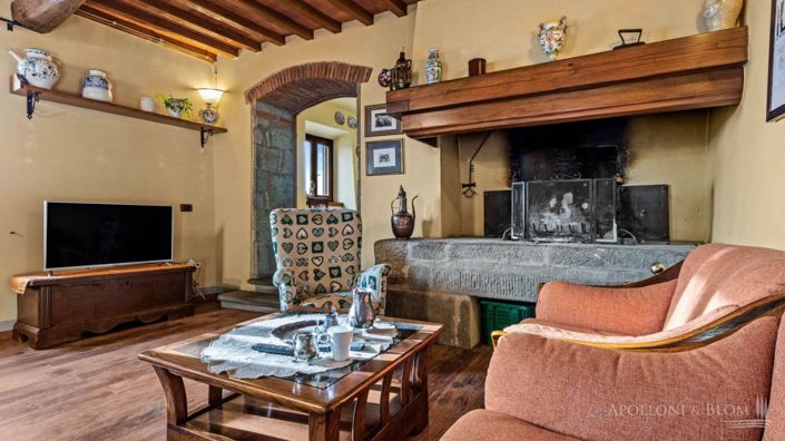 Image No.13-5 Bed Apartment for sale