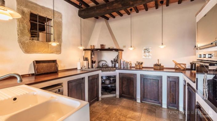 Image No.21-Appartement de 9 chambres à vendre à Pérouse