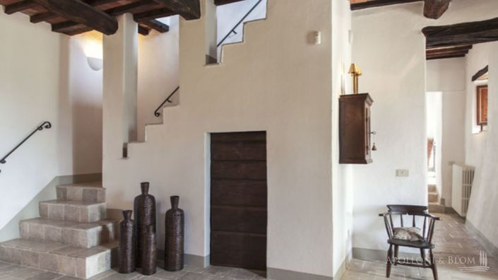 Image No.24-9 Bed Apartment for sale