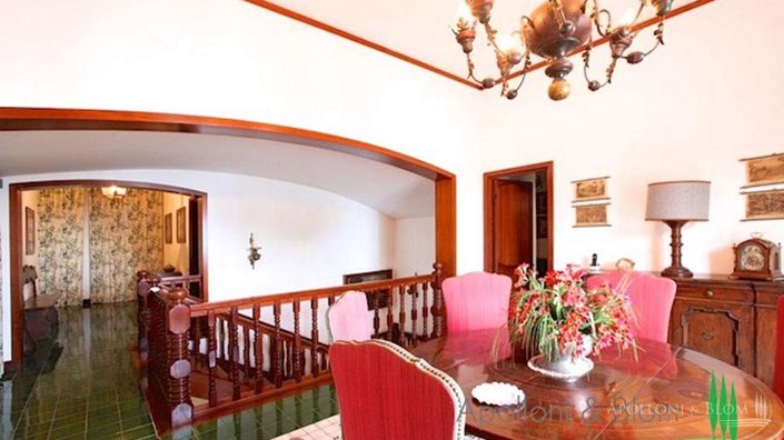 Image No.10-7 Bed Apartment for sale