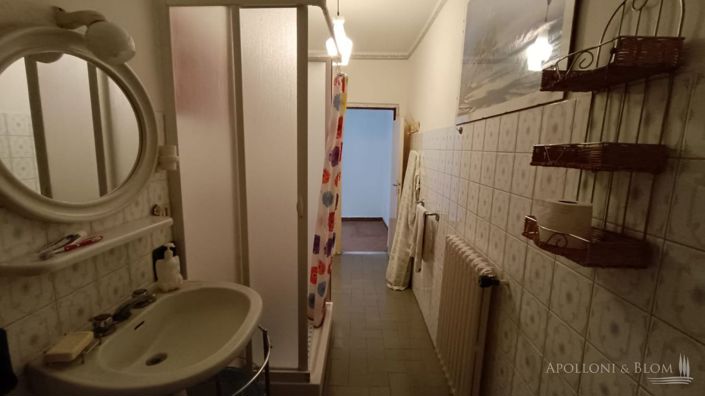 Image No.25-2 Bed Apartment for sale