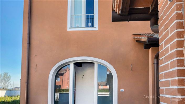 Image No.28-3 Bed Apartment for sale