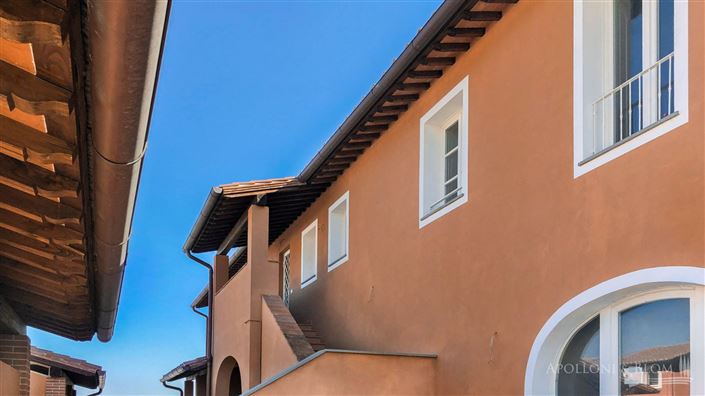 Image No.8-3 Bed Apartment for sale