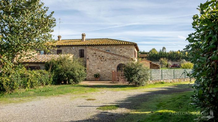 Image No.21-10 Bed Apartment for sale