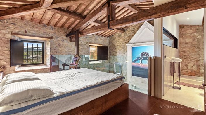 Image No.30-10 Bed Apartment for sale