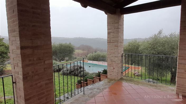 Image No.14-6 Bed Apartment for sale