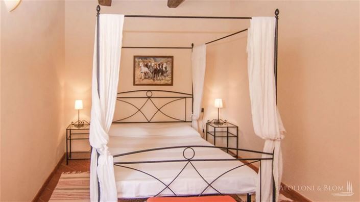 Image No.27-6 Bed Apartment for sale