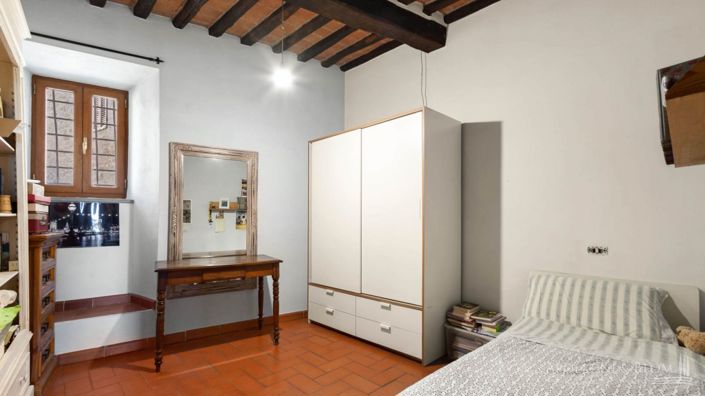 Image No.21-5 Bed Country House for sale