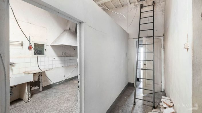 Image No.30-5 Bed Country House for sale