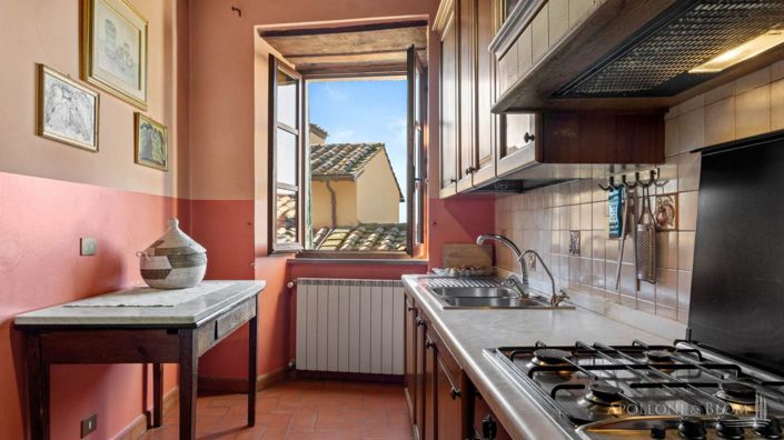 Image No.14-5 Bed Country House for sale