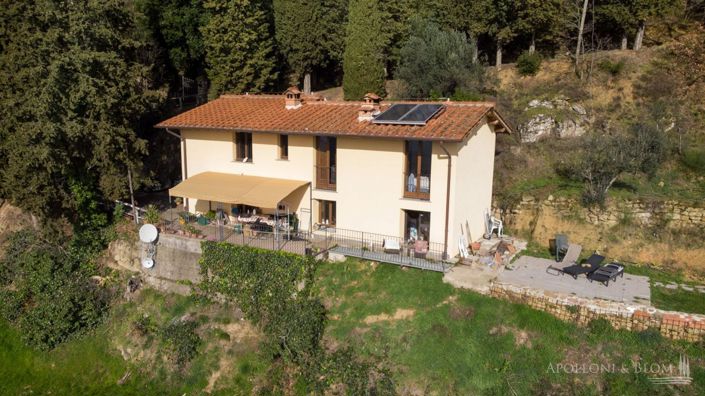 Image No.30-8 Bed Apartment for sale