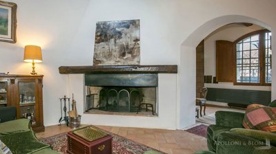 g202504151633432489