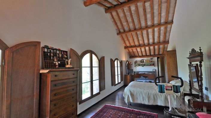 Image No.20-2 Bed Apartment for sale