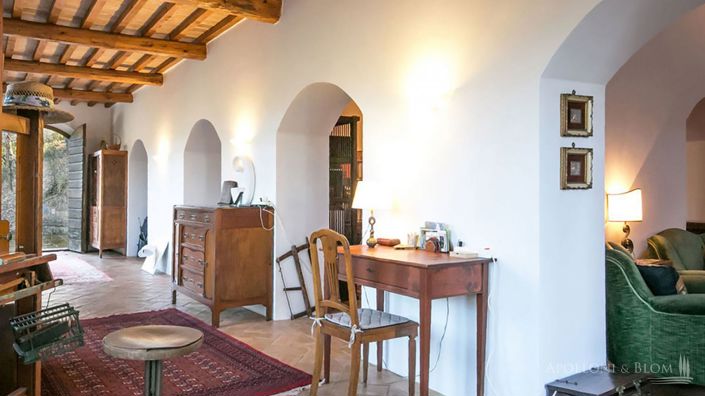 Image No.5-2 Bed Apartment for sale