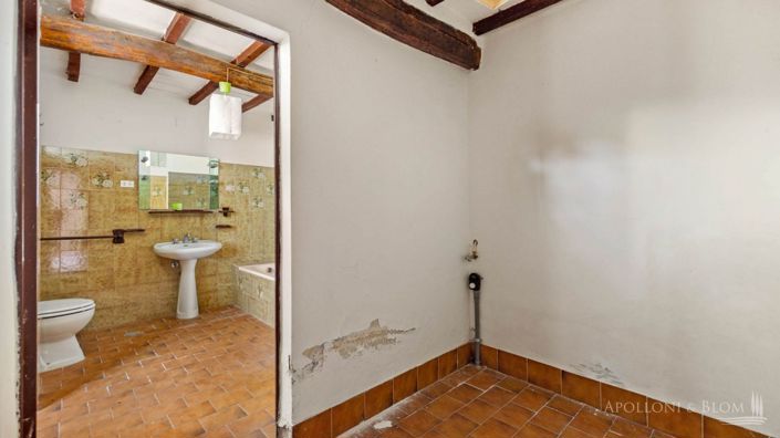 Image No.22-2 Bed Apartment for sale