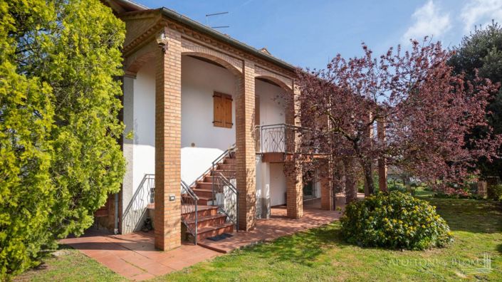 Image No.2-Appartement de 7 chambres à vendre à Montepulciano