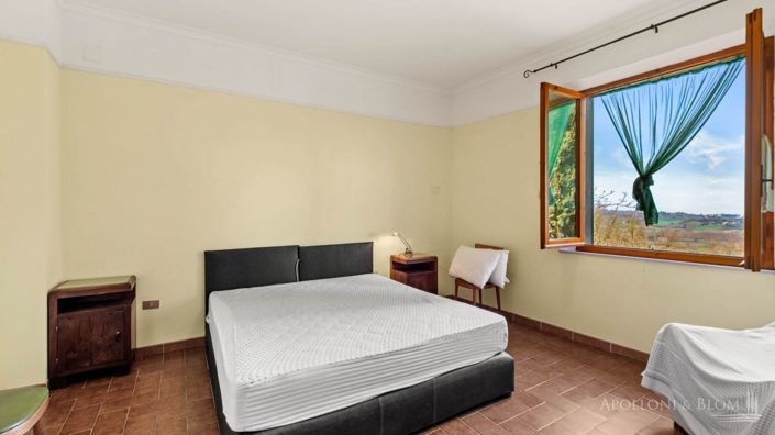 Image No.22-Appartement de 7 chambres à vendre à Montepulciano