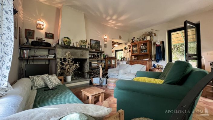 Image No.20-2 Bed Apartment for sale